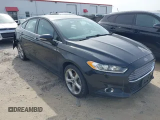 2015 Ford Fusion SE with VIN 3FA6P0H94FR239977, listed as a IAAI auction lot 41874843 with 185,575 mi miles. Bid and sale history available at carsss.com. Image 1.