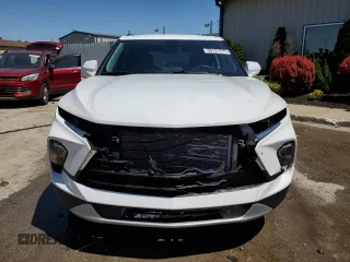 2023 Chevrolet Blazer LT z VIN 3GNKBCR48PS131861, wystawiony jako Copart lot #56121725 z przebiegiem 19 417 mil mil oraz Szkoda całkowita • Salvage title. Historia ofert i sprzedaży dostępna na DreamBid. Obrazek 5.
