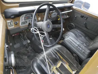 1977 Toyota Land Cruiser z VIN FJ40249180, wystawiony jako Copart lot #43203465 z przebiegiem 180 762 mil mil oraz Czysty tytuł • Clean title. Historia ofert i sprzedaży dostępna na DreamBid. Obrazek 8.