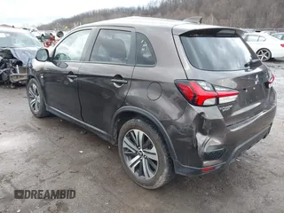 2021 Mitsubishi Outlander Sport ES with VIN JA4ARUAU2MU005504, listed as a IAAI auction lot 41034980 with 29,630 mi miles. Bid and sale history available at carsss.com. Image 3.