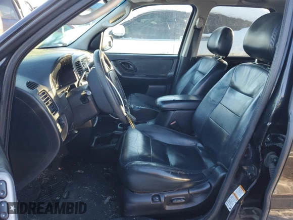 2004 Ford Escape Limited with VIN 1FMCU94184KA51163, listed as a Copart auction lot 88150795 with 217,158 mi miles and Salvage Title. Bid and sale history available at carsss.com. Image 7.