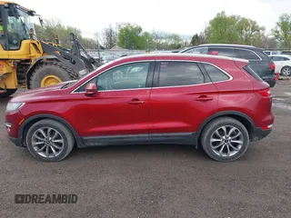 2015 Lincoln MKC z VIN 5LMCJ2A97FUJ06166, wystawiony jako IAAI lot #42098799 z przebiegiem 155 916 mil mil oraz . Historia ofert i sprzedaży dostępna na DreamBid. Obrazek 14.