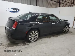 2018 Chrysler 300 Limited z VIN 2C3CCAEG3JH324335, wystawiony jako Copart lot #50092205 z przebiegiem 91 611 mil mil oraz Tytuł czysty. Historia ofert i sprzedaży dostępna na DreamBid. Obrazek 3.