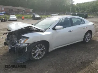 2013 Nissan Maxima SV z VIN 1N4AA5AP1DC847873, wystawiony jako Copart lot #56301075 z przebiegiem 207 962 mil mil oraz Szkoda całkowita • Salvage title. Historia ofert i sprzedaży dostępna na DreamBid. Obrazek 1.