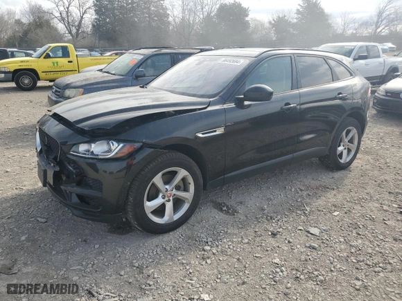 2018 Jaguar F-PACE 25t Premium with VIN SADCJ2FX5JA269668, listed as a Copart auction lot 86492694 with 67,429 mi miles and Salvage Title. Bid and sale history available at carsss.com. Image 1.