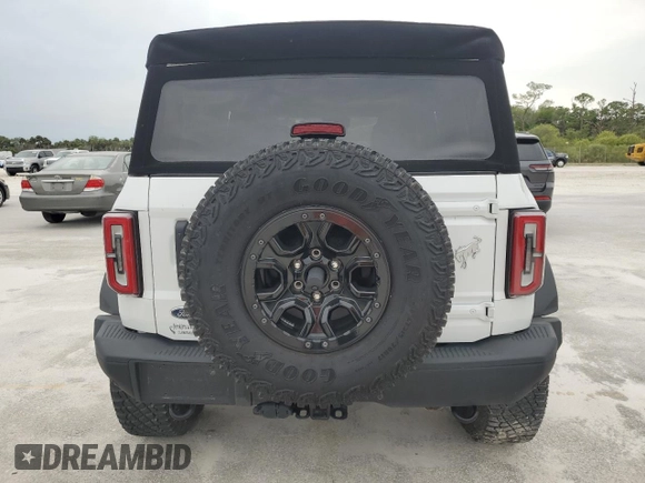 2021 Ford Bronco с VIN 1FMEE5DH4MLA88068, выставлен на аукционе Copart как лот 74888594 с пробегом Не указан миль и На запчасти • Non repairable. История ставок и продаж доступна на DreamBid. Изображение 6.