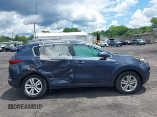 2017 Kia Sportage LX z VIN KNDPMCAC1H7272881, wystawiony jako IAAI lot #38926444 z przebiegiem 12 743 mil mil oraz . Historia ofert i sprzedaży dostępna na DreamBid. Obrazek 12.