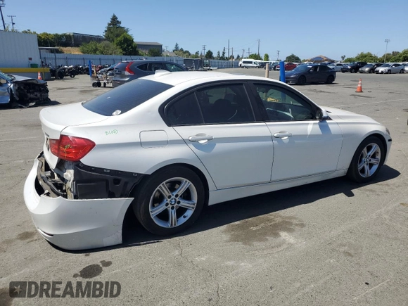 2012 BMW 3 Series 328i with VIN WBA3A5G51CNP16676, listed as a Copart auction lot 58172565 with 146,508 mi miles and Salvage title. Bid and sale history available at DreamBid. Image 3.