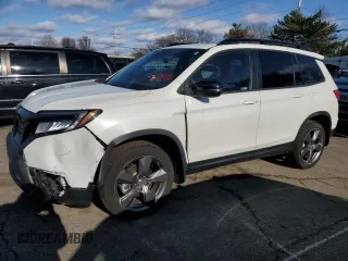 2021 Honda Passport Touring with VIN 5FNYF8H91MB027654, listed as a Copart auction lot 87270244 with 10,481 mi miles and Salvage Title. Bid and sale history available at carsss.com. Image 1.