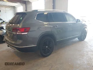 2019 Volkswagen Atlas SEL Premium with VIN 1V2NR2CAXKC611746, listed as a IAAI auction lot 42456966 with 43,737 mi miles and . Bid and sale history available at DreamBid. Image 4.