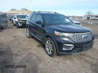 2020 Ford Explorer Platinum with VIN 1FM5K8HC5LGA32222, listed as a IAAI auction lot 41595444 with 98,553 mi miles. Bid and sale history available at carsss.com. Image 1.