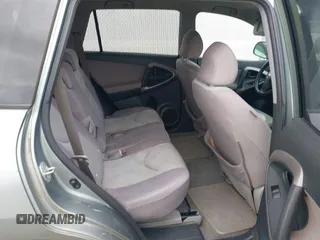 2007 Toyota RAV4 with VIN JTMZD33V175037270, listed as a IAAI auction lot 41549532 with 178,097 mi miles. Bid and sale history available at carsss.com. Image 8.