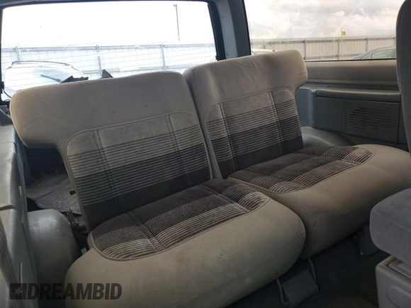 1989 Ford Bronco с VIN 1FMCU14T4KUC26772, выставлен на аукционе Copart как лот 43115745 с пробегом 803 661 миль миль и Списание • Salvage title. История ставок и продаж доступна на DreamBid. Изображение 11.