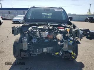 2022 Jeep Renegade Latitude with VIN ZACNJDB18NPN77583, listed as a Copart auction lot 56222315 with 21,551 mi miles and Salvage title. Bid and sale history available at DreamBid. Image 5.