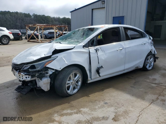 2018 Chevrolet Cruze LT with VIN 1G1BE5SM6J7118708, listed as a Copart auction lot 46129175 with 154,721 mi miles and Clean Title. Bid and sale history available at carsss.com. Image 1.