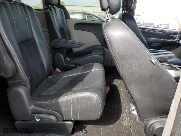 2018 Dodge Grand Caravan SXT with VIN 2C4RDGCG1JR298272, listed as a Copart auction lot 52024905 with 123,945 mi miles and Salvage Title. Bid and sale history available at carsss.com. Image 11.
