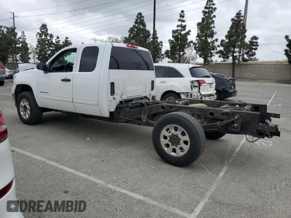 2012 GMC Sierra 1500 with VIN 1GT210EG2CZ210143, listed as a Copart auction lot 52996565 with 179,488 mi miles and Clean Title. Bid and sale history available at DreamBid. Image 2.
