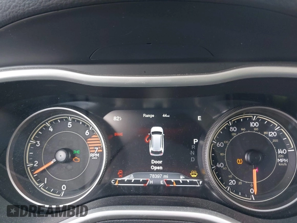 2016 Jeep Cherokee Limited z VIN 1C4PJLDB5GW363071, wystawiony jako IAAI lot #42229705 z przebiegiem 78 397 mil mil oraz . Historia ofert i sprzedaży dostępna na DreamBid. Obrazek 15.