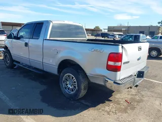 2006 Ford F-150 XLT with VIN 1FTPX14V66FA97314, listed as a IAAI auction lot 41623791 with 215,882 mi miles. Bid and sale history available at carsss.com. Image 3.