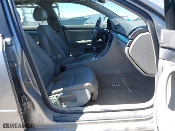 2002 Audi A4 1.8T with VIN WAUVC68E22A312850, listed as a IAAI auction lot 41925331 with 171,831 mi miles. Bid and sale history available at carsss.com. Image 5.