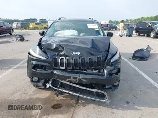 2017 Jeep Cherokee High Altitude z VIN 1C4PJMDS7HW665517, wystawiony jako IAAI lot #42430826 z przebiegiem 139 058 mil mil oraz . Historia ofert i sprzedaży dostępna na DreamBid. Obrazek 13.
