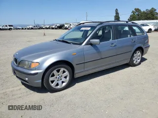 2004 BMW 3 Series 325xi with VIN WBAEP33404PF04708, listed as a Copart auction lot 60285605 with 73,840 mi miles and Salvage title. Bid and sale history available at DreamBid. Image 1.