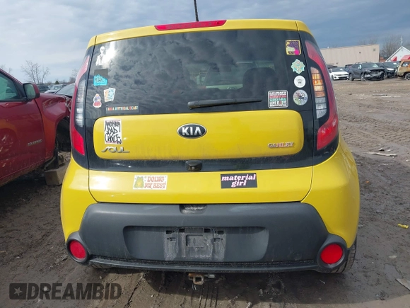2015 Kia Soul + with VIN KNDJP3A52F7186605, listed as a IAAI auction lot 41711620 with 68,205 mi miles. Bid and sale history available at carsss.com. Image 16.