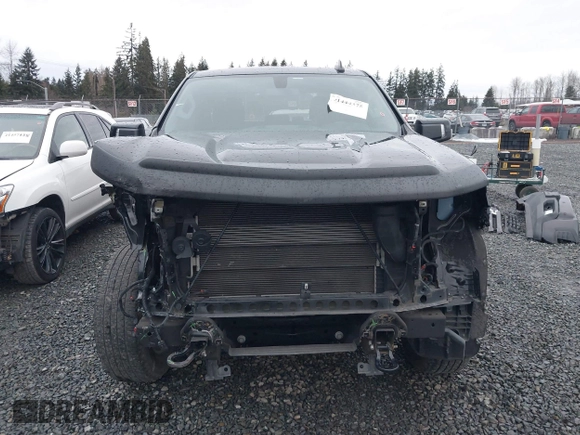 2019 Chevrolet Silverado 1500 RST with VIN 1GCRYEED4KZ310272, listed as a IAAI auction lot 41449375 with 40,899 mi miles and . Bid and sale history available at DreamBid. Image 13.