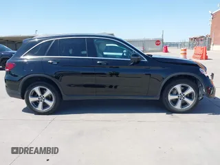 2022 Mercedes-Benz GLC 300 с VIN W1N0G8DB2NV361027, выставлен на аукционе IAAI как лот 42023839 с пробегом 46 196 миль миль и . История ставок и продаж доступна на DreamBid. Изображение 14.