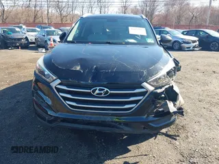 2017 Hyundai Tucson SE with VIN KM8J3CA48HU262668, listed as a IAAI auction lot 41852976 with 22,299 mi miles. Bid and sale history available at carsss.com. Image 12.