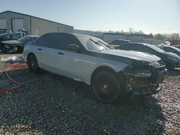 2023 BMW 7 Series 760i xDrive with VIN WBA33EJ09PCN46611, listed as a Copart auction lot 44601795 with 28,497 mi miles and Salvage Title. Bid and sale history available at carsss.com. Image 14.