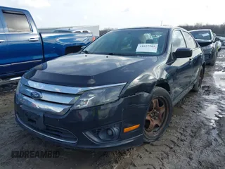 2010 Ford Fusion SE with VIN 3FAHP0HA4AR138322, listed as a IAAI auction lot 41657505 with 173,609 mi miles. Bid and sale history available at carsss.com. Image 17.