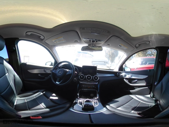 2017 Mercedes-Benz GLC with VIN WDC0G4JB9HF172775, listed as a IAAI auction lot 41865330 with 55,917 mi miles. Bid and sale history available at carsss.com. Image 21.