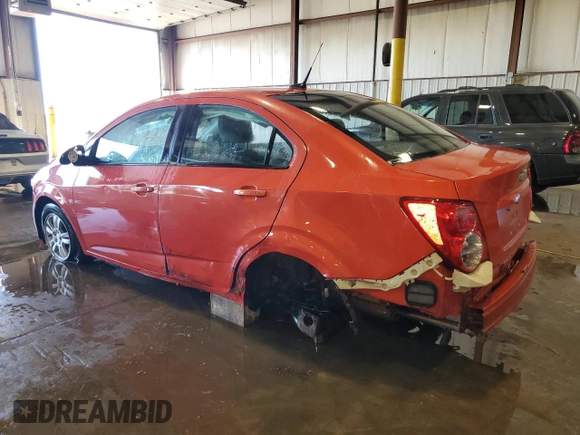 2012 Chevrolet Sonic LS z VIN 1G1JA5SHXC4115017, wystawiony jako Copart lot #54896935 z przebiegiem 167 219 mil mil oraz Szkoda całkowita • Salvage title. Historia ofert i sprzedaży dostępna na DreamBid. Obrazek 2.
