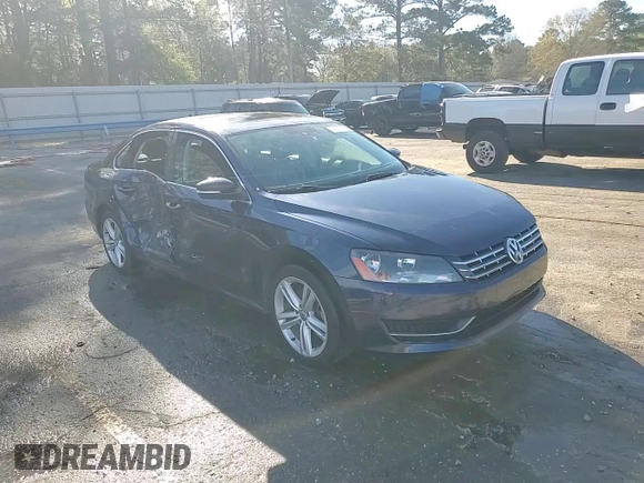 2014 Volkswagen Passat SE z VIN 1VWBN7A36EC053431, wystawiony jako Copart lot #49343735 z przebiegiem 102 845 mil mil oraz Szkoda całkowita • Salvage title. Historia ofert i sprzedaży dostępna na DreamBid. Obrazek 13.