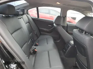 2007 BMW 3 Series 328i with VIN WBAVA33517KX74605, listed as a Copart auction lot 54376065 with 128,773 mi miles and Salvage Title. Bid and sale history available at DreamBid. Image 10.