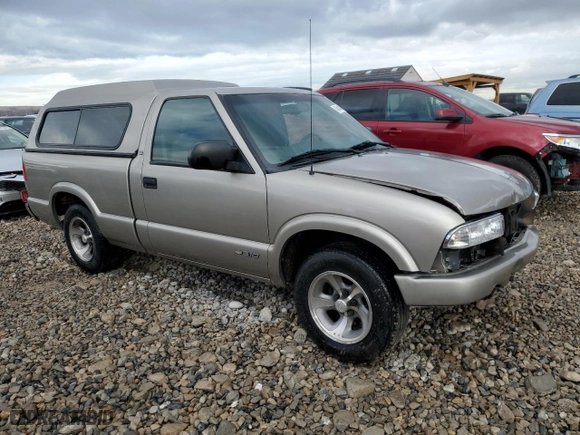 1999 Chevrolet S-10 LS with VIN 1GCCS1445XK146483, listed as a Copart auction lot 45414945 with 16,911 mi miles and Salvage Title. Bid and sale history available at carsss.com. Image 4.