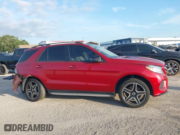2018 Mercedes-Benz GLE 350 z VIN 4JGDA5JBXJB031771, wystawiony jako IAAI lot #42352546 z przebiegiem 52 618 mil mil oraz . Historia ofert i sprzedaży dostępna na DreamBid. Obrazek 13.