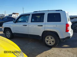 2017 Jeep Patriot Sport with VIN 1C4NJPBA2HD118914, listed as a IAAI auction lot 41328500 with 67,007 mi miles. Bid and sale history available at carsss.com. Image 14.