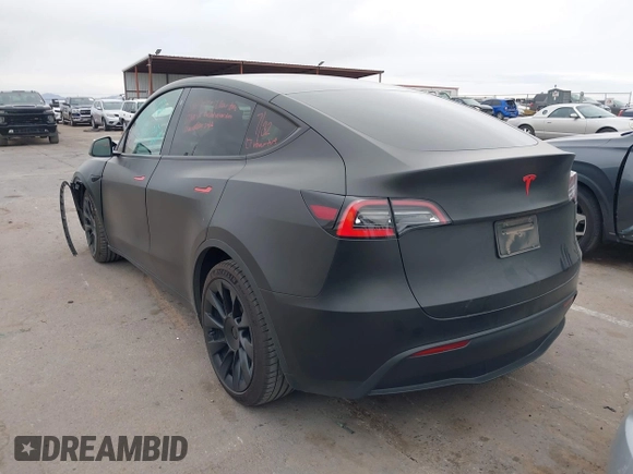 2021 Tesla Model Y Long Range with VIN 5YJYGDEE5MF111774, listed as a IAAI auction lot 41525622 with 39,960 mi miles. Bid and sale history available at carsss.com. Image 14.