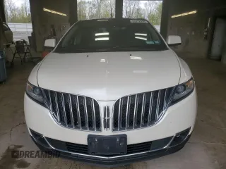 2011 Lincoln MKX with VIN 2LMDJ8JK6BBJ09965, listed as a Copart auction lot 56022025 with 161,183 mi miles and Clean Title. Bid and sale history available at DreamBid. Image 5.