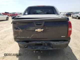 2008 Chevrolet Avalanche LT w/3LT with VIN 3GNFK12348G314525, listed as a Copart auction lot 64362094 with 213,218 mi miles and Salvage Title. Bid and sale history available at carsss.com. Image 6.