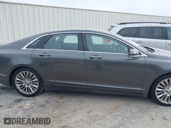 2015 Lincoln MKZ with VIN 3LN6L2J9XFR623933, listed as a IAAI auction lot 41799821 with 85,388 mi miles and . Bid and sale history available at DreamBid. Image 13.