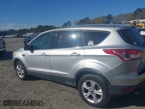 2013 Ford Escape SE с VIN 1FMCU9GXXDUD88843, выставлен на аукционе IAAI как лот 41851314 с пробегом 209 085 миль миль и . История ставок и продаж доступна на DreamBid. Изображение 3.