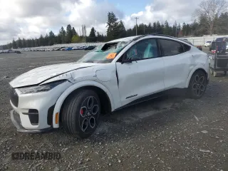 2021 Ford Mustang Mach-E GT z VIN 3FMTK4SE2MME01250, wystawiony jako Copart lot #52776615 z przebiegiem 34 370 mil mil oraz Szkoda całkowita • Salvage title. Historia ofert i sprzedaży dostępna na DreamBid. Obrazek 1.