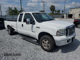 2007 Ford F-250 XL z VIN 1FTSX21P47EA00088, wystawiony jako Copart lot #54411125 z przebiegiem 68 931 mil mil oraz Szkoda całkowita • Salvage title. Historia ofert i sprzedaży dostępna na DreamBid. Obrazek 4.