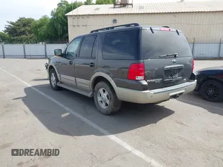 2005 Ford Expedition Eddie Bauer with VIN 1FMFU18505LA87694, listed as a IAAI auction lot 42068733 with 160,509 mi miles. Bid and sale history available at carsss.com. Image 3.