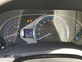 2011 Toyota Sienna XLE AAS with VIN 5TDYK3DC5BS090510, listed as a Copart auction lot 49671925 with 299,397 mi miles and Salvage Title. Bid and sale history available at carsss.com. Image 9.