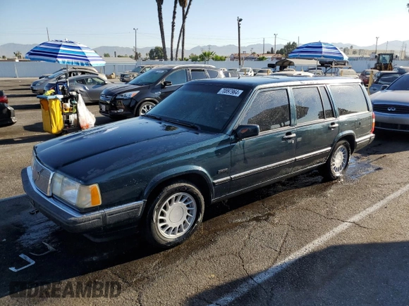 1992 Volvo 960 with VIN YV1KW9510N0005570, listed as a Copart auction lot 70897964 with 254,533 mi miles and Salvage title. Bid and sale history available at DreamBid. Image 1.