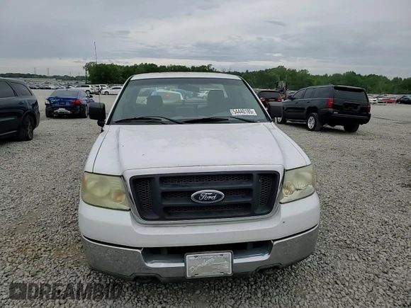 2004 Ford F-150 XL z VIN 1FTRF12W74NA73243, wystawiony jako Copart lot #54440185 z przebiegiem 147 937 mil mil oraz Szkody całkowita. Historia ofert i sprzedaży dostępna na DreamBid. Obrazek 13.